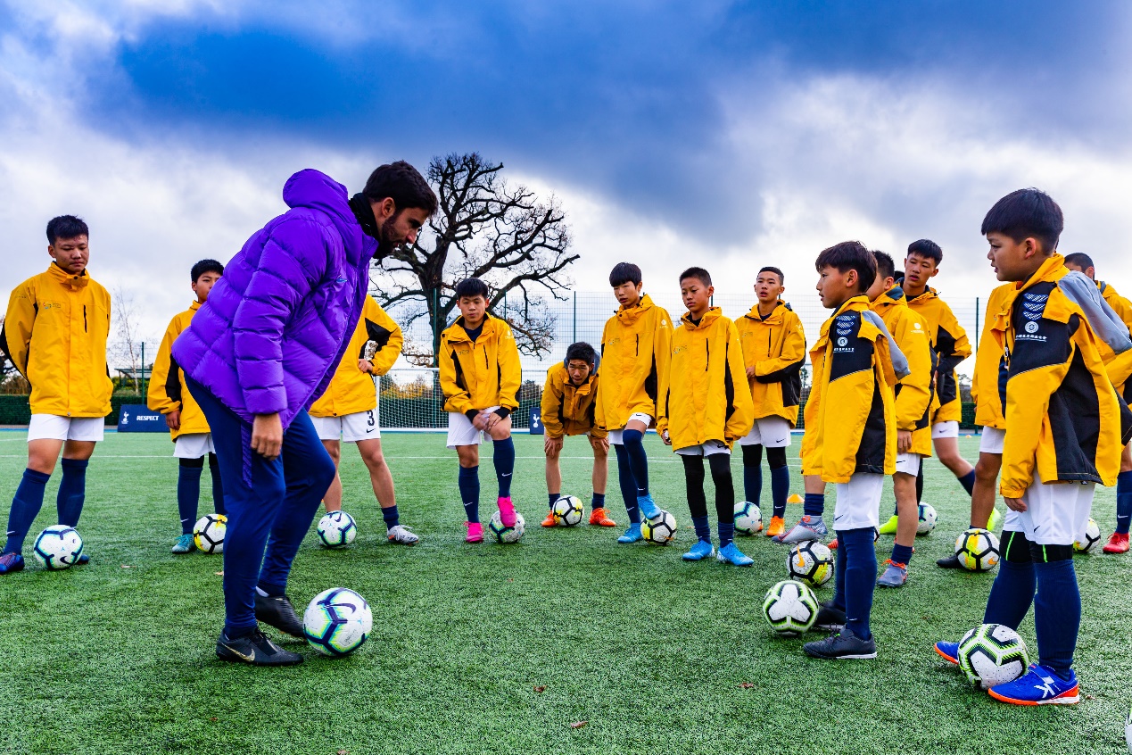 恩菲尔德小将表现抢眼，劲旅添新力量