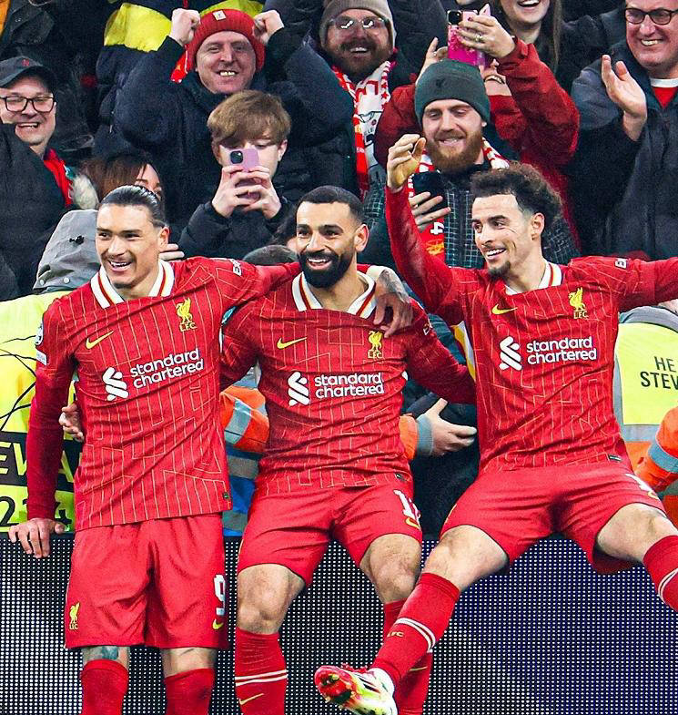 包含塔斯马尼亚联赛前发布会：全队信心满满迎战利物浦的词条