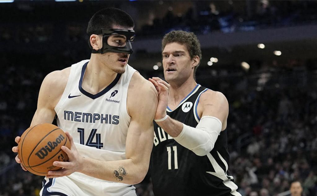 灰熊队展现出色团队合作，实现连胜