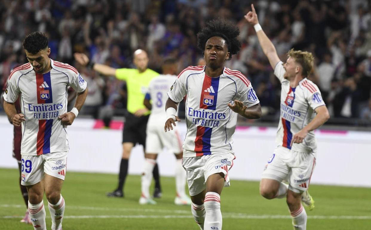 包含梅斯主场击败波尔多，法甲保级形势乐观的词条