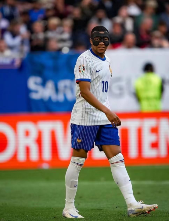 杏彩体育地址-包含美洲杯半决赛上演巴西德国大战，悬念重重的词条