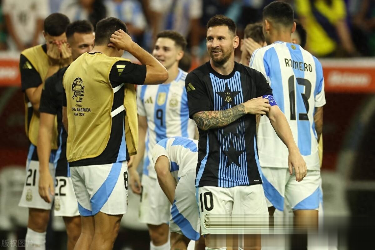 包含美洲杯半决赛上演巴西德国大战，悬念重重的词条