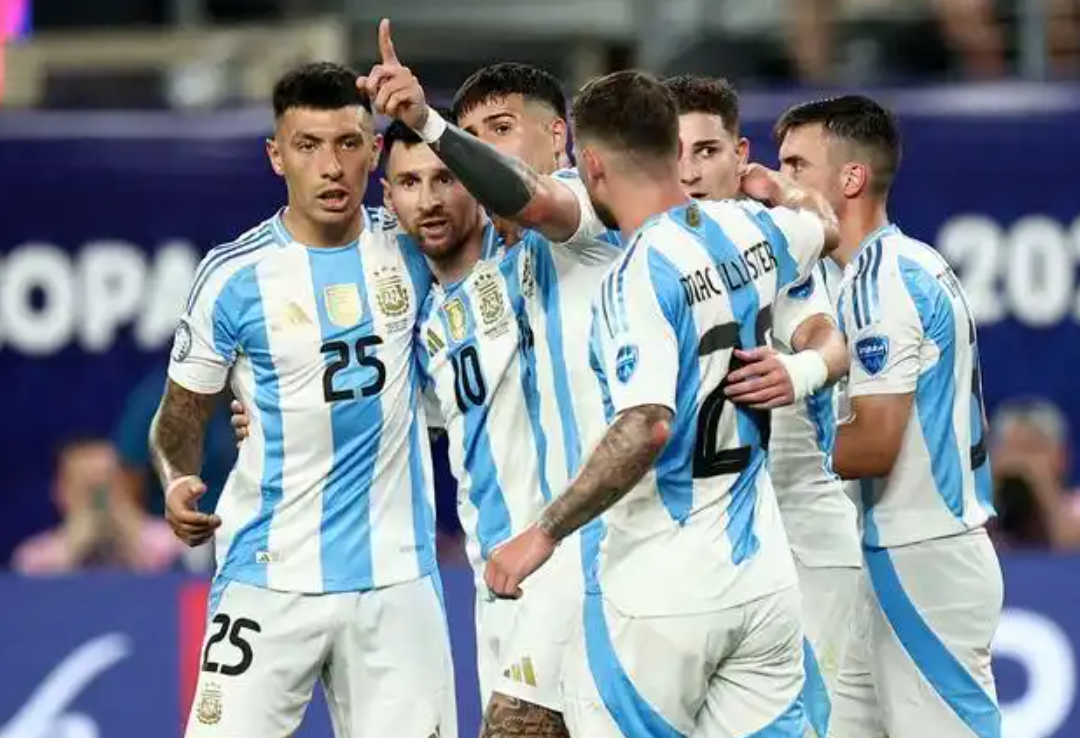 包含葡萄牙国家队取得连胜,实力碾压对手登上积分榜首位的词条 包含葡萄牙国家队取得连胜,实力碾压对手登上积分榜首位的词条