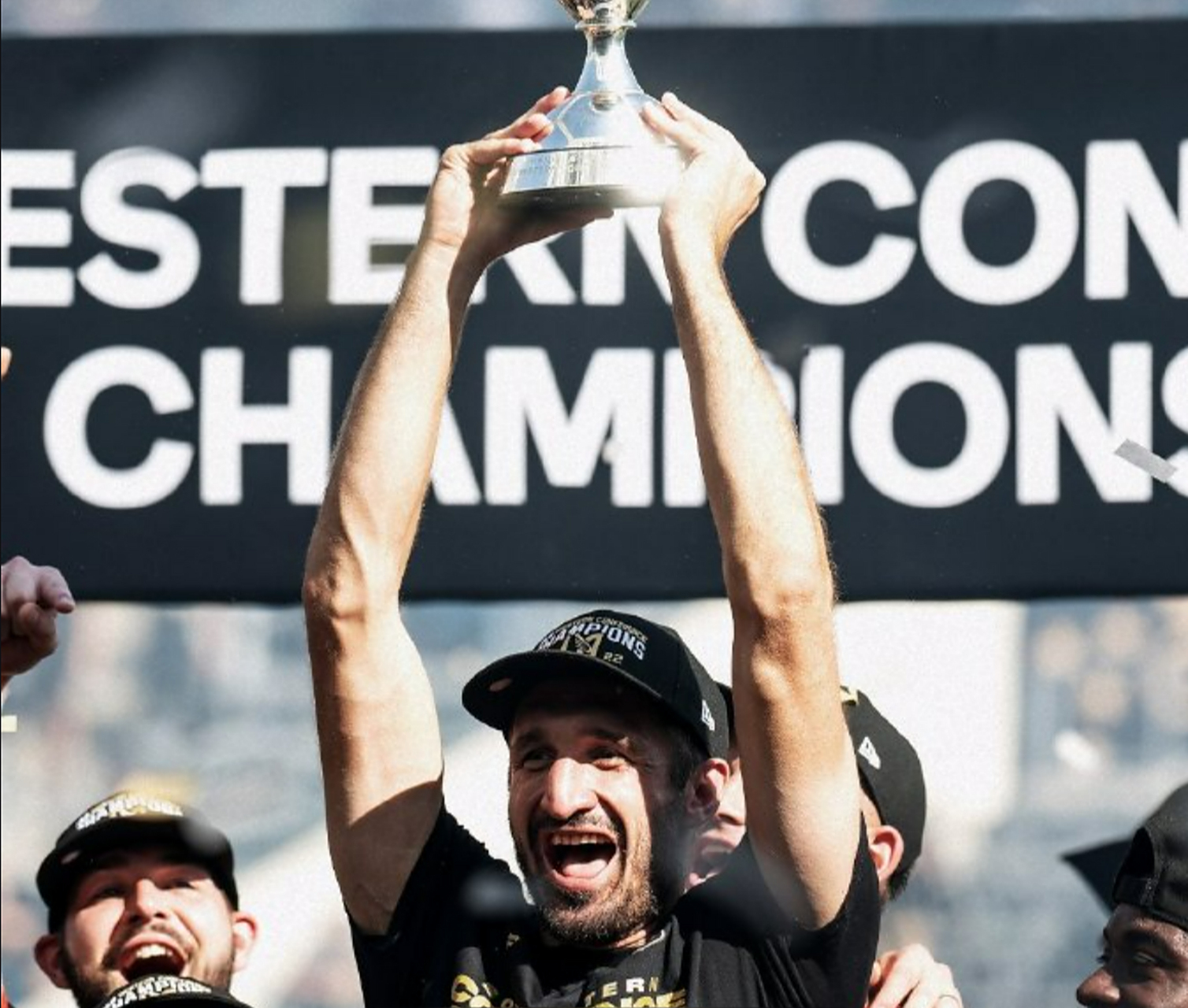 美职篮季后赛大战即将打响，精彩不容错过！的简单介绍