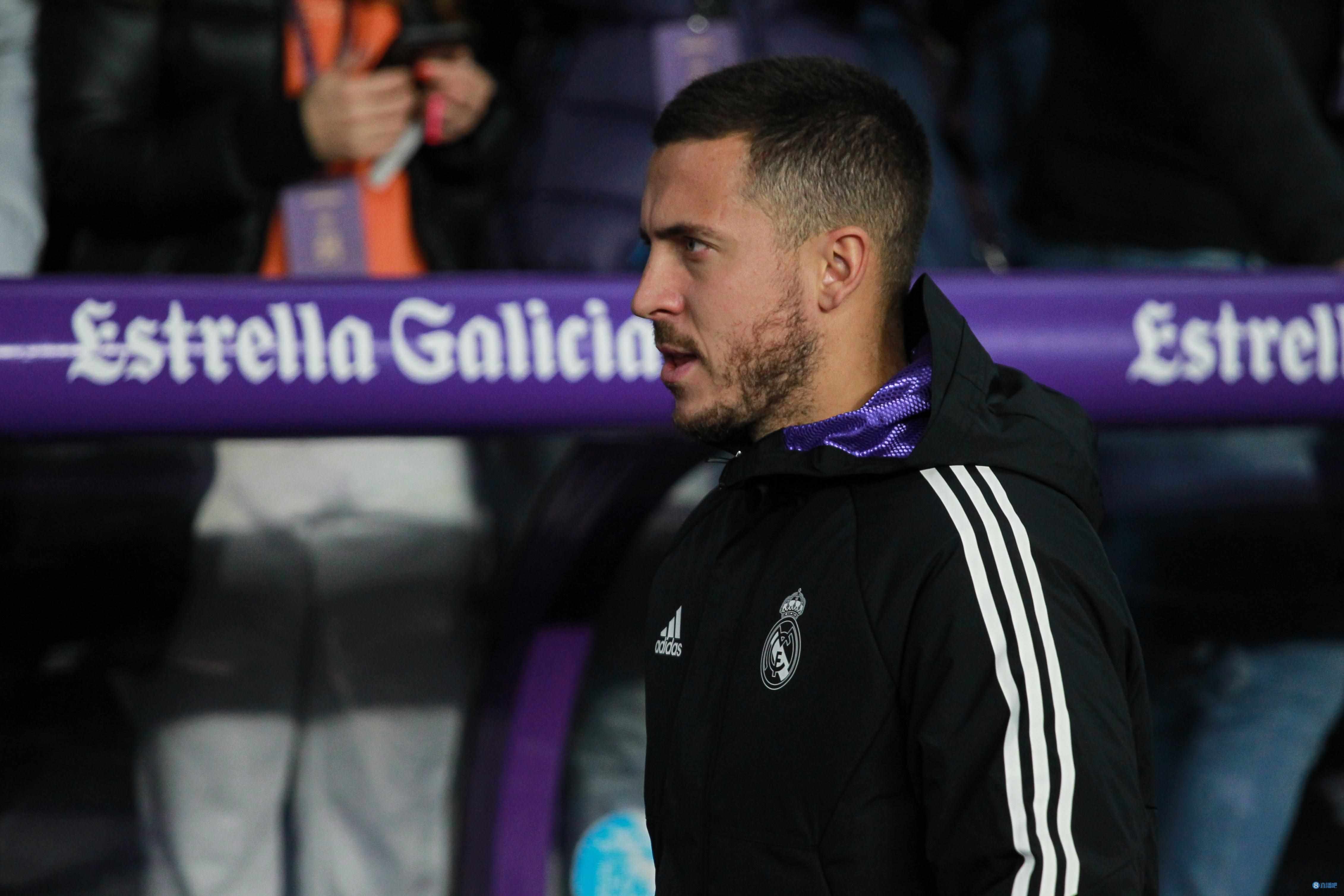 阿扎尔加盟皇马后状态不佳，外界开始质疑其水平是否下滑的简单介绍