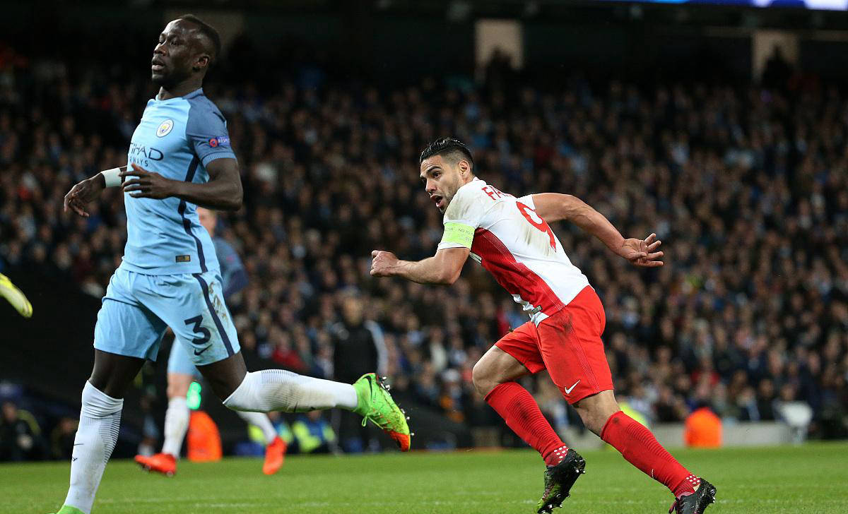 摩纳哥遭遇惨败，保级形势严峻