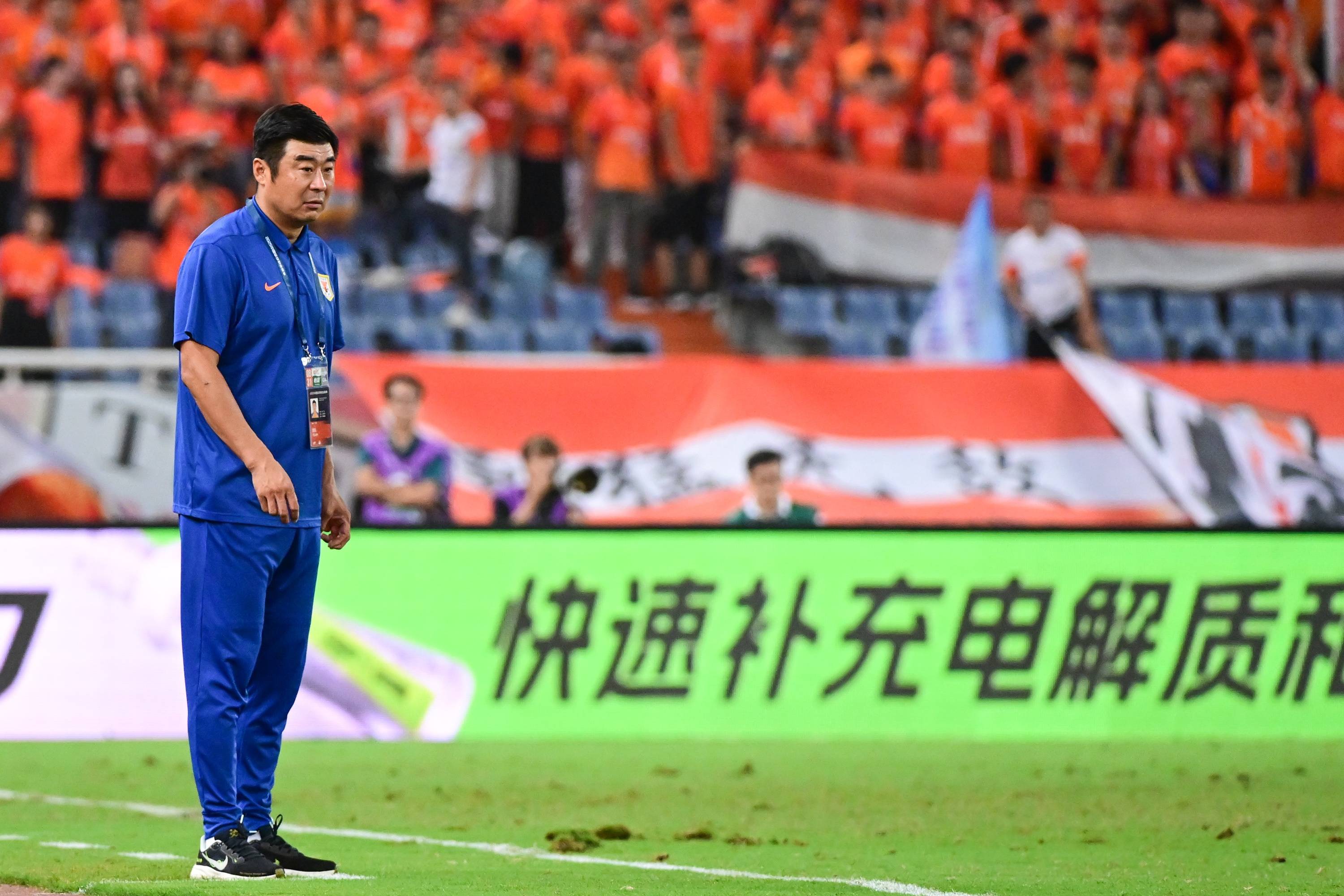 球队连败势头难挡，战绩堪忧