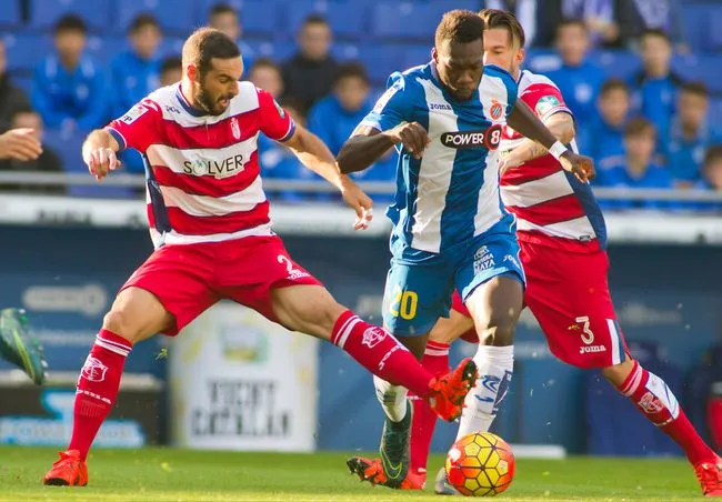 关于格拉纳达主场受挫，连胜被终结的信息