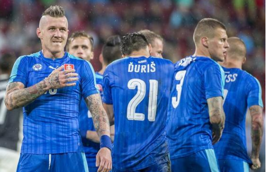 杏彩体育在线-包含瑞典客场2-1力克斯洛伐克，斩获两连胜！的词条